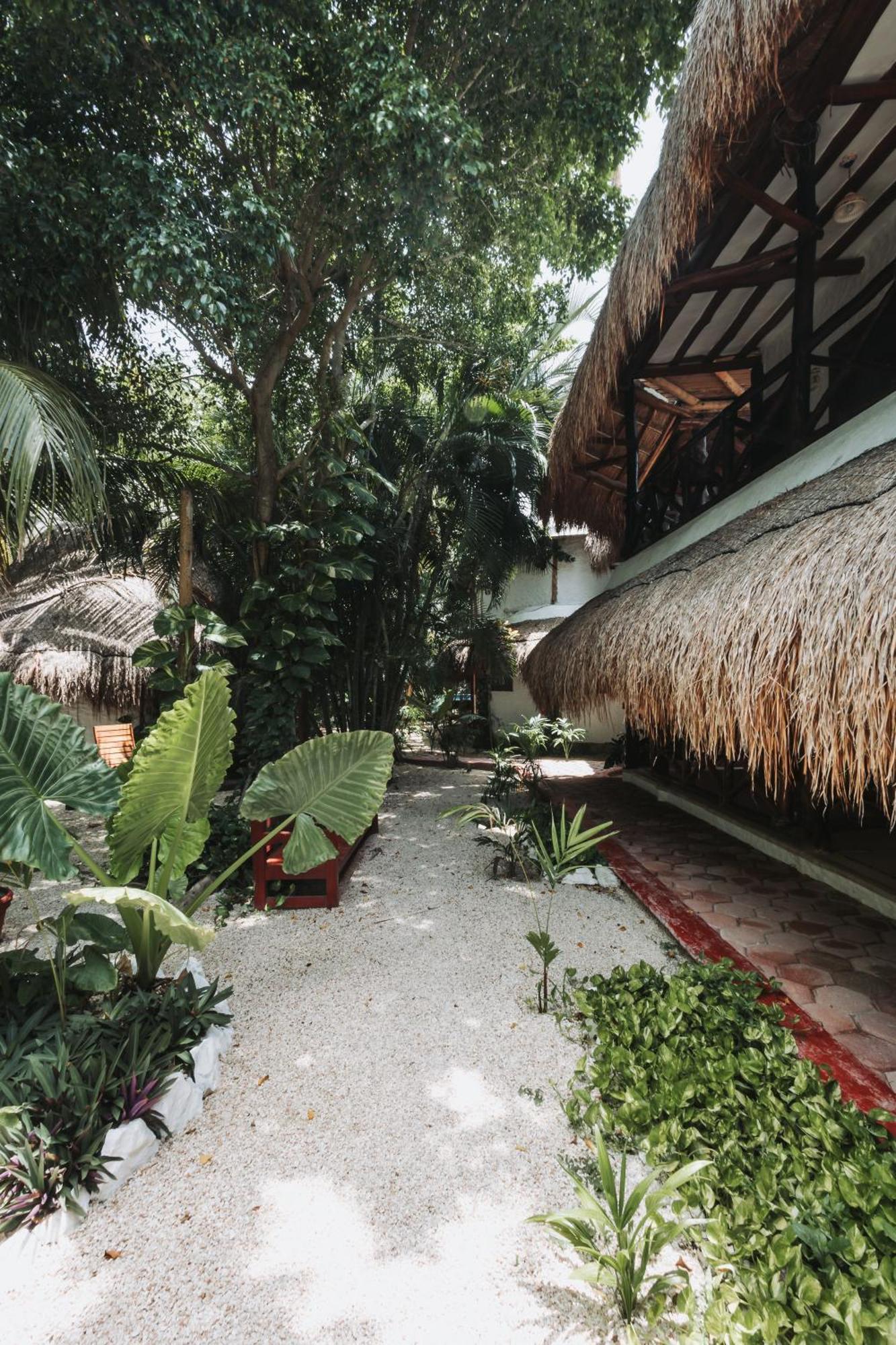 โรงแรมคาซาบาร์บารา Isla Holbox ภายนอก รูปภาพ